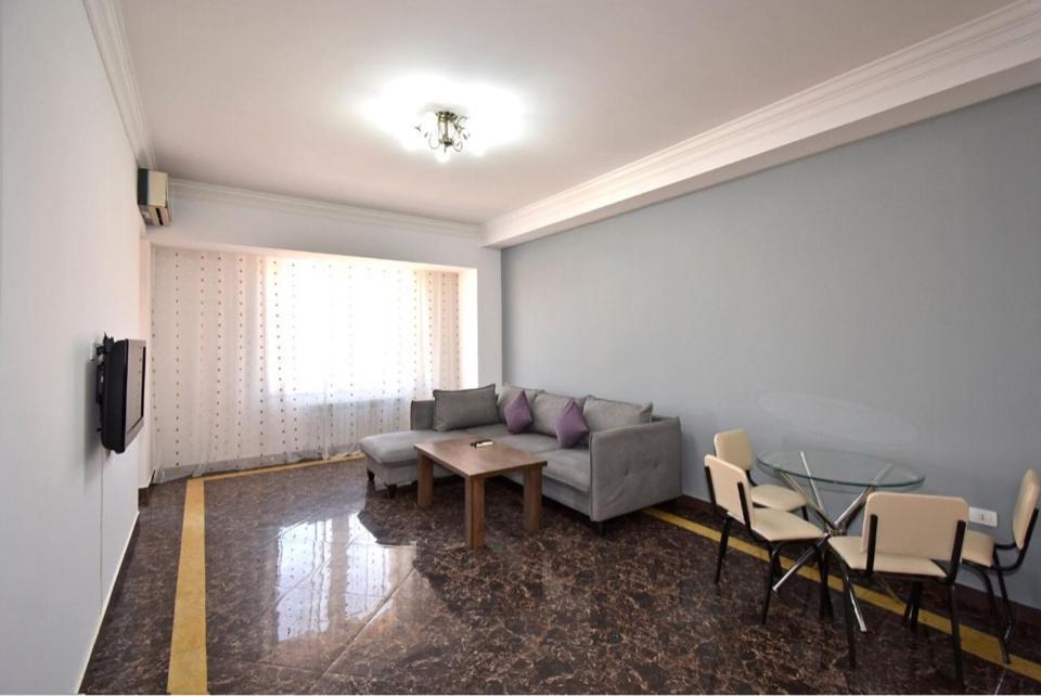 Modern Apartment For Rent In Buzand Street Bu944 Jerevan Eksteriør billede